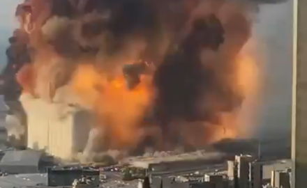 انفجار هائل.. سقوط مئات الجرحى ودمار في العاصمة بيروت (فيديو)