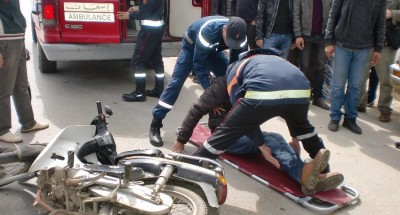 حادث إنقلاب دراجة بخارية أسفر عن إصابة شخصين في سوهاج