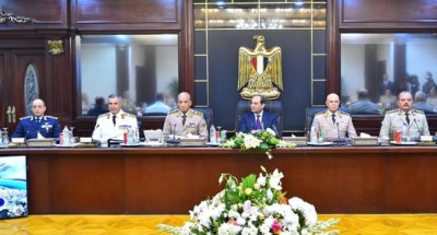 “الرئيس السيسي” يهنيء الشعب المصري والقوات المسلحة بذكرى انتصارات أكتوبر