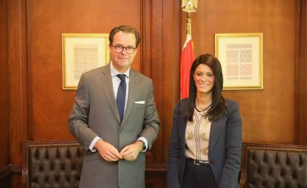تفاصيل لقاء “وزيرة التعاون الدولي” و السفير الفرنسي بالقاهرة