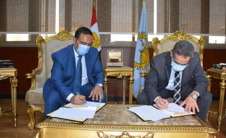 توقيع عقد اتفاق مع الهيئة العربية للتصنيع لميكنة الديوان العام بمحافظة الغربية