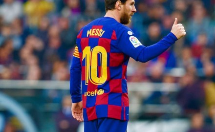 «ميسي» علي رأس قائمة برشلونة لمواجهة دينامو كييف في دوري الأبطال