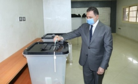 “وزير الداخلية” يدلي بصوته في انتخابات مجلس النواب