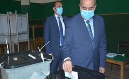 “وزير الطيران”: المشاركة في انتخابات مجلس النواب واجب وطني