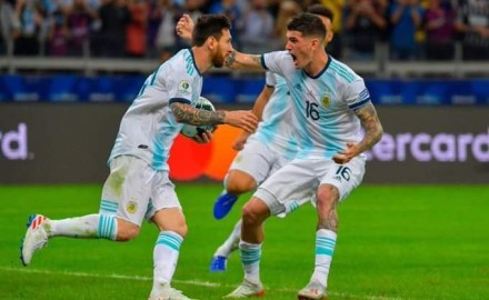 أرقام “الأرجنتين” ضد “باراغواي” تاريخيًا.. لمن ستكون الغلبة الليلة؟