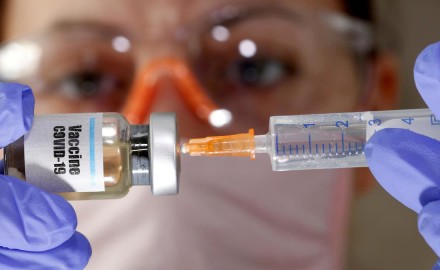 أخبار العالم | الأرجنتين تسعى لتطعيم 10 ملايين شخص ضد كورونا
