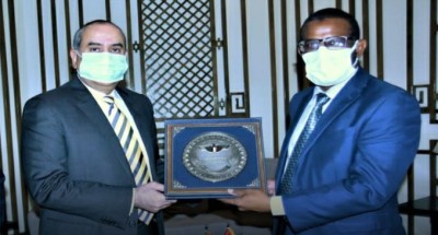 “وزير الطيران” يجتمع بنظيره بجنوب السودان لبحث أوجه التعاون المشترك بين البلدين
