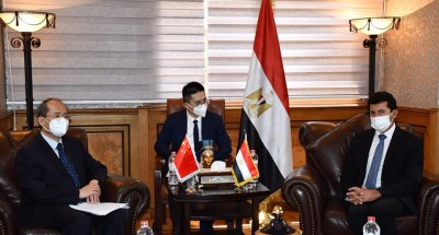 وزير الرياضة يبحث التعاون الثنائي مع القائم بأعمال السفير الصيني بالقاهرة