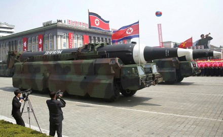 سيول تحذر من «أزمة» إذا استأنفت كوريا الشمالية تجارب الصواريخ البعيدة المدى