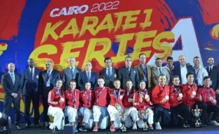 أشرف صبحي يهنئ المنتخب المصري على فوزه بـ16 ميدالية في بطولة العالم للكاراتيه