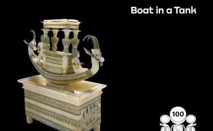 وزارة السياحة والآثار حملة “100 عام توت عنخ تعرض «  قارب فوق حوض» اثري