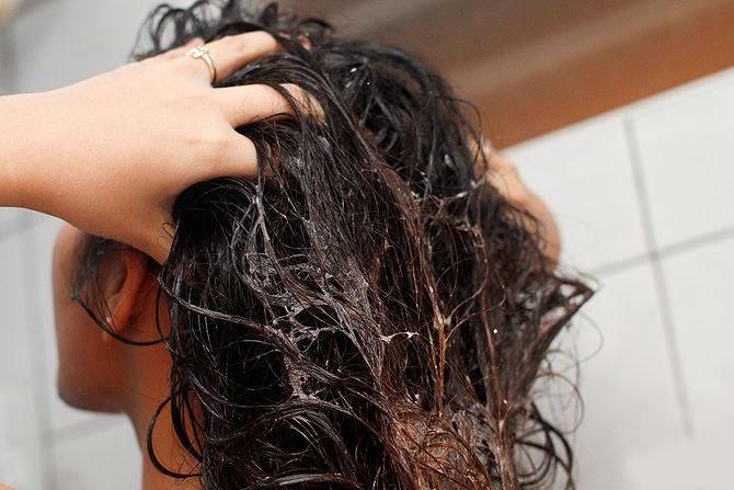 معلومات اليوم.. فوائد وأضرار استخدام ملح البحر على الشعر
