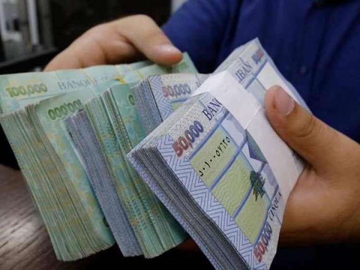 أخبار الخليج ، الليرة اللبنانية تتراجع لمستوى قياسي وتسجل 35 ألفاً مقابل الدولار