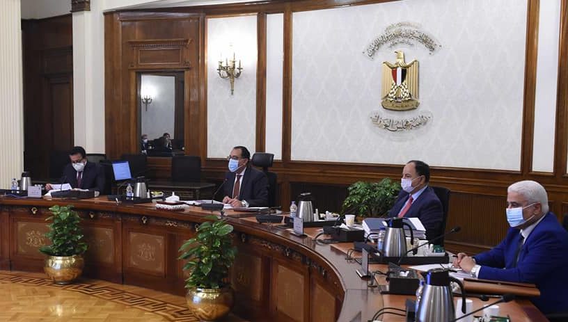 رئيس الوزراء يتابع الموقف التنفيذي لمشروع التأمين الصحي الشامل