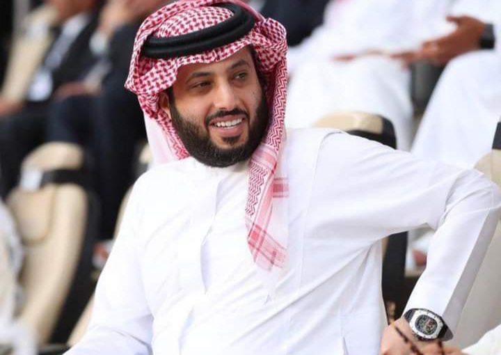 تعليق تركي آل الشيخ علي حقيقة مفاوضات ألميريا الإسباني مع لاعبين مصريين 