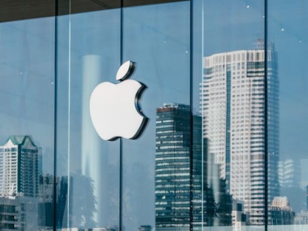 آبل Apple .. بريطانيا ترفع دعوى قضائية ضد الشركة بسبب إساءة الاستخدام (معلومات هامة)