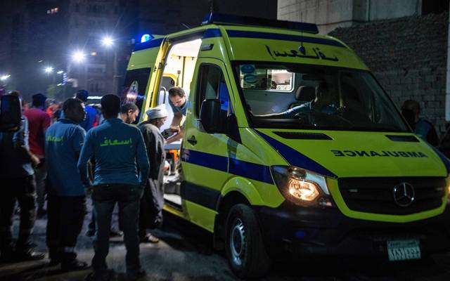 طريق "الوادي الجديد" .. مصرع شخص وإصابة آخر في انقلاب سيارة نقل