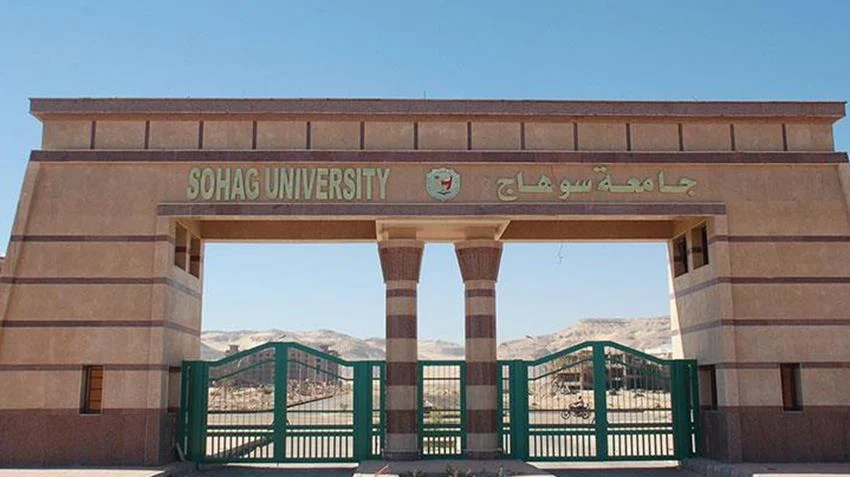 التحقيق مع 22 عاملا بجامعة سوهاج لكشف غموض سرقة متحف الآثار